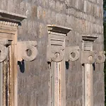 In Dubrovnik Vila *