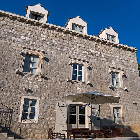 In Dubrovnik Vila